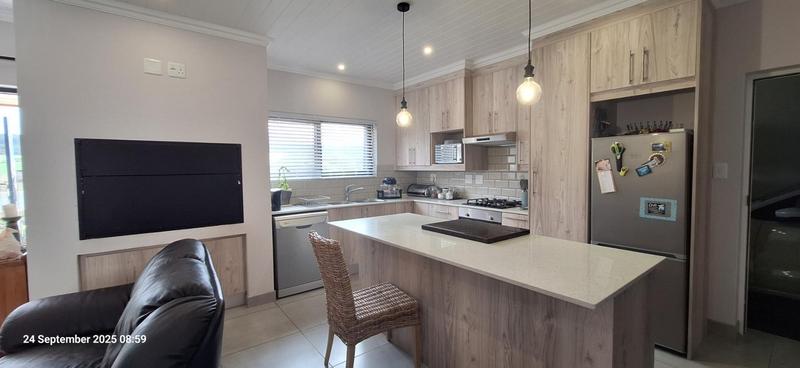 2 Bedroom Property for Sale in Reebok Western Cape